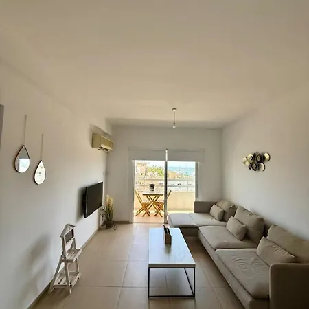 Daire Telmar - Harbour View From The Veranda