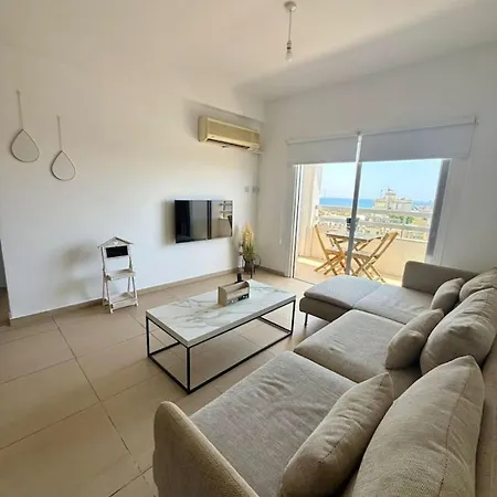 Daire Telmar - Harbour View From The Veranda