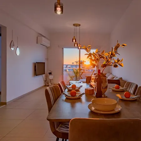 Apartment Telmar - Harbour Sea View From The Veranda *