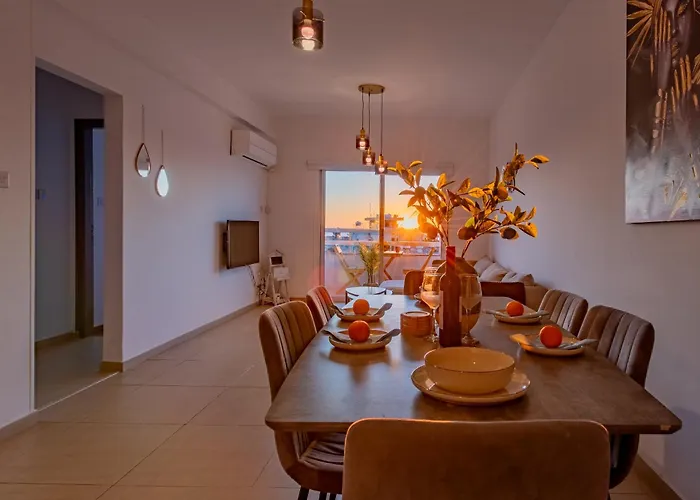 Apartment Telmar - Harbour Sea View From The Veranda *