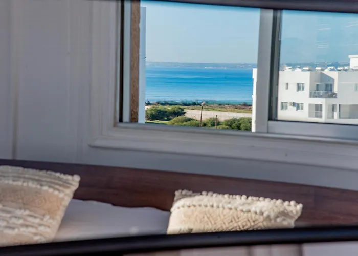 Telmar - Harbour Sea View From The Veranda Apartment Larnaka