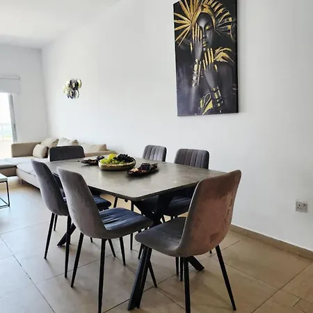 アパート Telmar - Harbour View From The Veranda