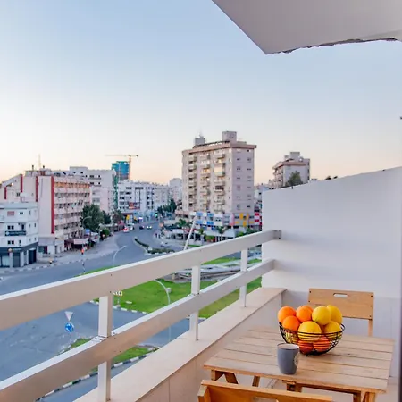 Telmar - Harbour Sea View From The Veranda Larnaca
