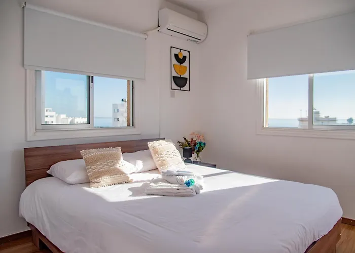 Апартаменты Telmar - Harbour Sea View From The Veranda *