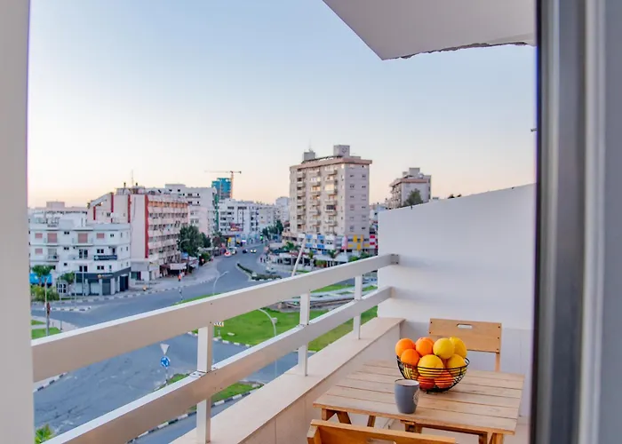 Telmar - Harbour Sea View From The Veranda לרנקה